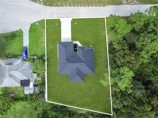 2903 Beluga ST, Lehigh Acres, FL 33972