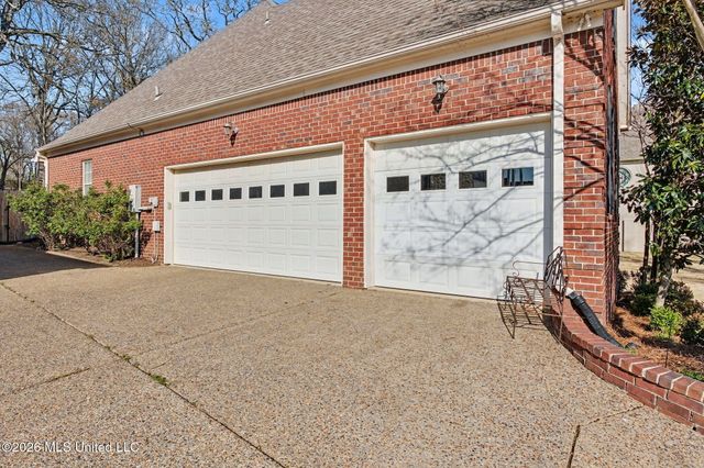 2038 Nottaway Drive, Southaven, MS 38672