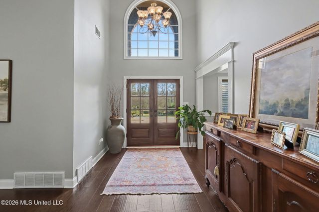 2038 Nottaway Drive, Southaven, MS 38672