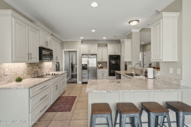 2038 Nottaway Drive, Southaven, MS 38672