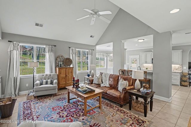 2038 Nottaway Drive, Southaven, MS 38672