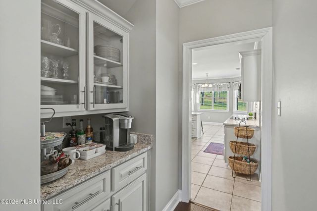 2038 Nottaway Drive, Southaven, MS 38672