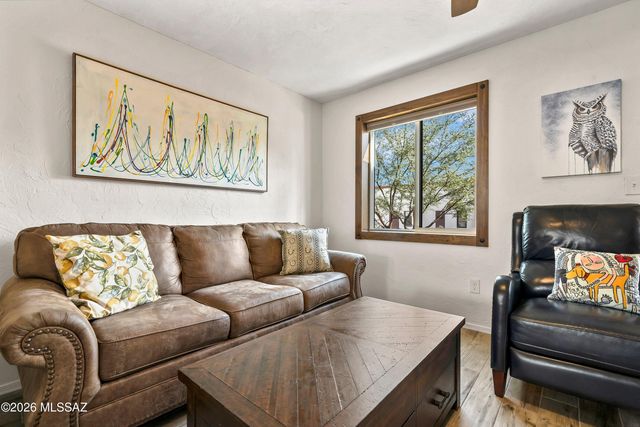 320 S Paseo Cerro Unit D, Green Valley, AZ 85614