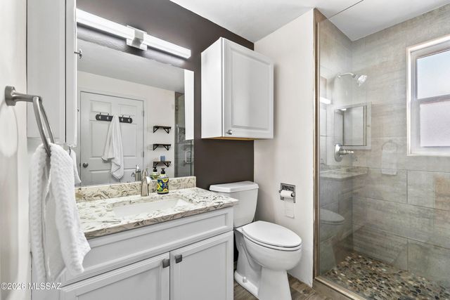 320 S Paseo Cerro Unit D, Green Valley, AZ 85614