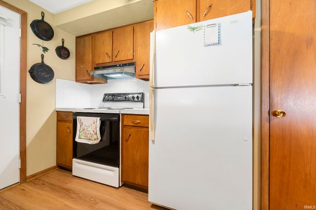 2802 N Berthaud Road, New Haven, IN 46774