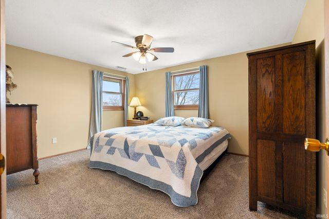 2802 N Berthaud Road, New Haven, IN 46774