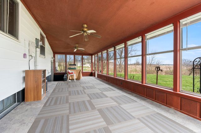 2802 N Berthaud Road, New Haven, IN 46774