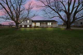 2802 N Berthaud Road, New Haven, IN 46774