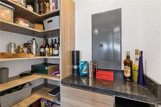 222 12th Street NE 2105, Atlanta, GA 30309