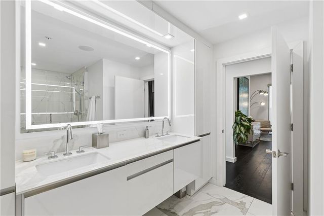 222 12th Street NE 2105, Atlanta, GA 30309