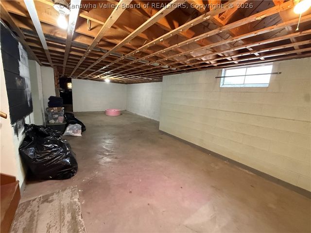 2808 Meadowbrook Drive, Point Pleasant, WV 25550