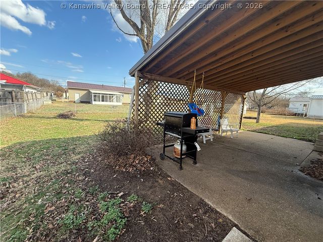 2808 Meadowbrook Drive, Point Pleasant, WV 25550