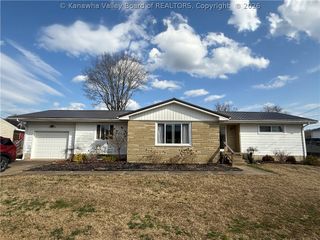 2808 Meadowbrook Drive, Point Pleasant, WV 25550