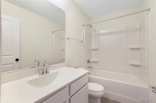 388 Winding Bluffs Court, Fenton, MO 63026