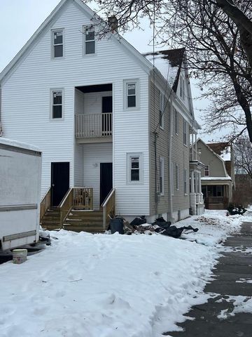 2201 N 33rd STREET, Milwaukee, WI 53208