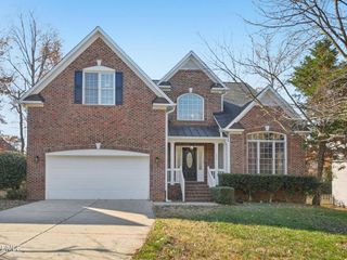 208 Evergreen View Drive, Holly Springs, NC 27540