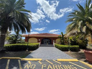 7010 NW 186th Street 5-418, Hialeah, FL 33015