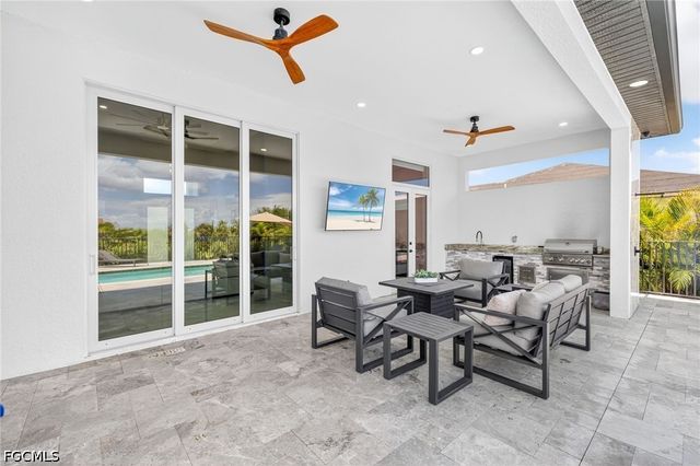 3217 SW 3rd TER, Cape Coral, FL 33991