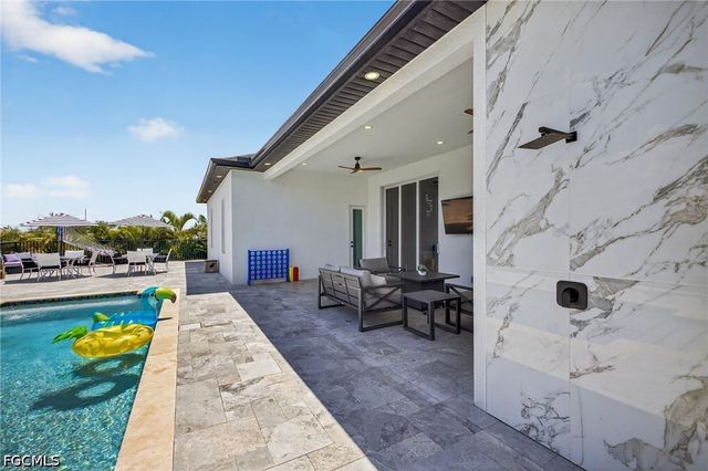 3217 SW 3rd TER, Cape Coral, FL 33991