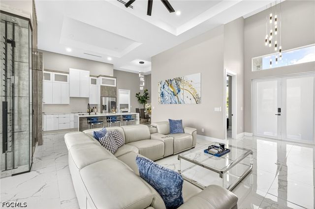 3217 SW 3rd TER, Cape Coral, FL 33991