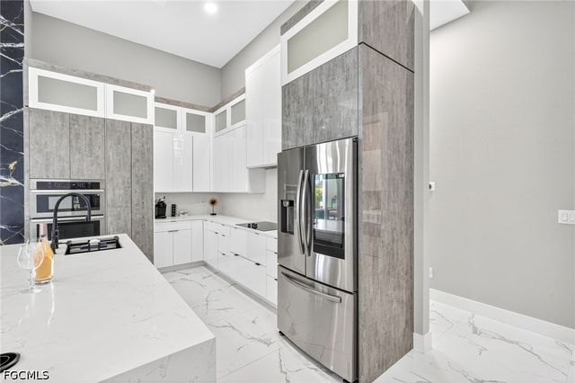 3217 SW 3rd TER, Cape Coral, FL 33991