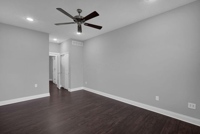 6467 Orangeberry Road, Hilliard, OH 43026