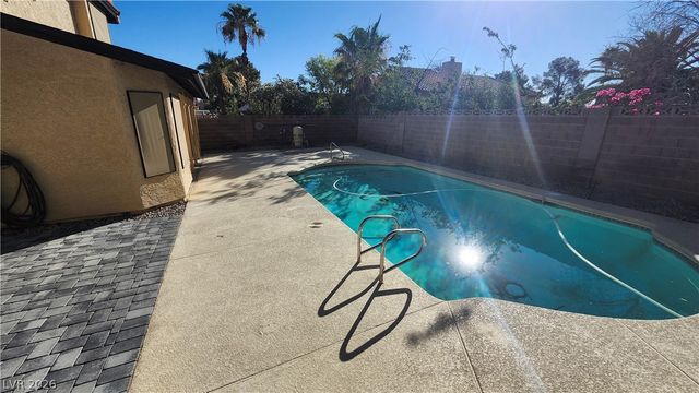 340 Bekasina Drive, Henderson, NV 89014