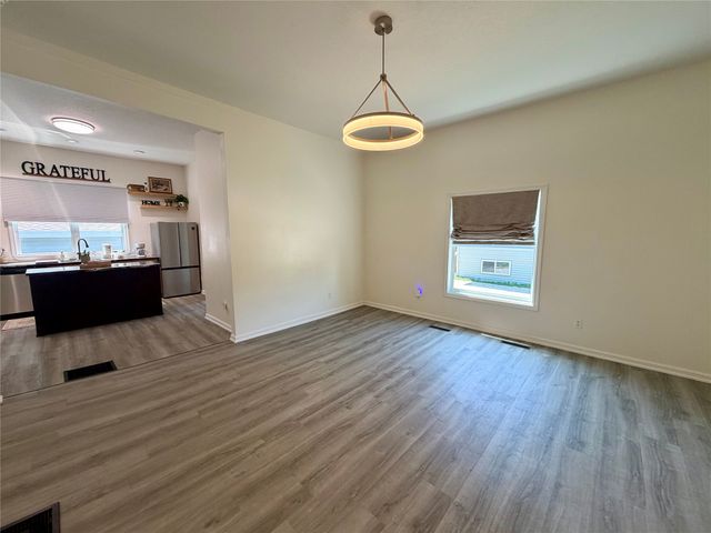 726 N 7th Street, Chariton, IA 50049