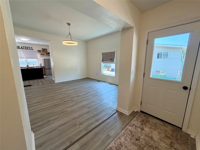 726 N 7th Street, Chariton, IA 50049