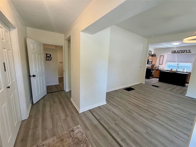 726 N 7th Street, Chariton, IA 50049