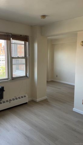 89-15 Parsons Boulevard 7D, Jamaica, NY 11432