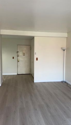 89-15 Parsons Boulevard 7D, Jamaica, NY 11432