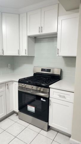 89-15 Parsons Boulevard 7D, Jamaica, NY 11432
