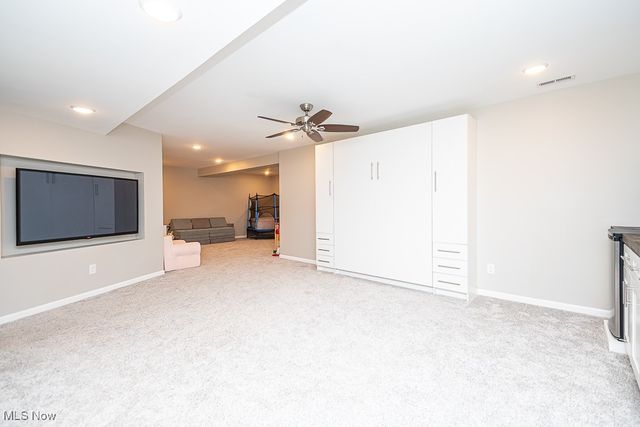 10413 Fox Hollow Circle, Twinsburg, OH 44087