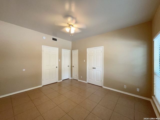 8655 Datapoint Dr Apt 801, San Antonio, TX 78229