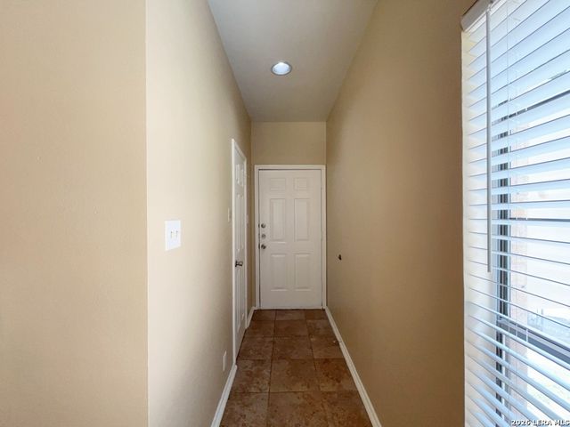 8655 Datapoint Dr Apt 801, San Antonio, TX 78229