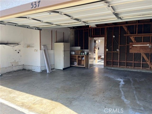 537 S College, Claremont, CA 91711