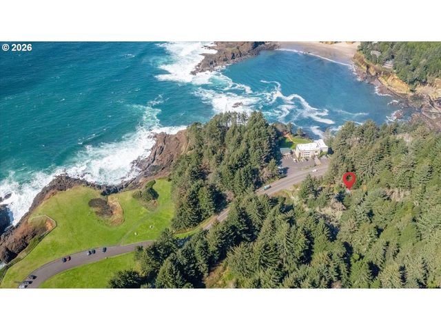 2330 S HIGHWAY 101, Depoe Bay, OR 97341