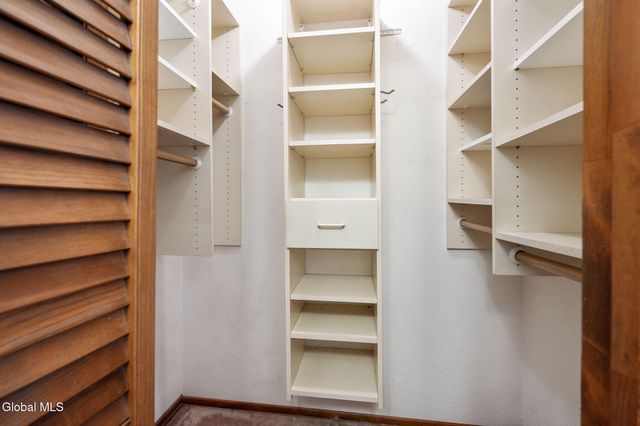 641 Top Ridge Drive, Guilderland, NY 12203