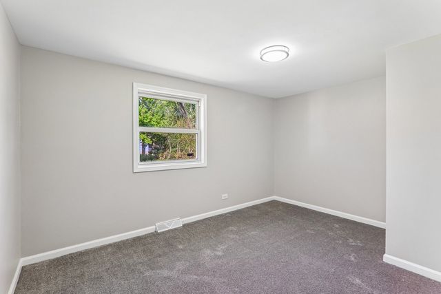 16032 Circle Drive, Markham, IL 60428