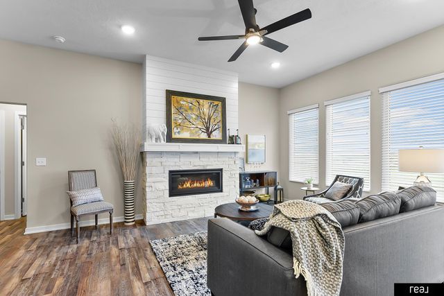 12501 Quail Drive, Bellevue, NE 68123