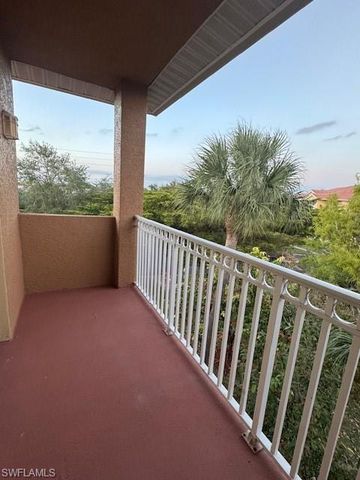 15605 Ocean Walk CIR # 301, Fort Myers, FL 33908