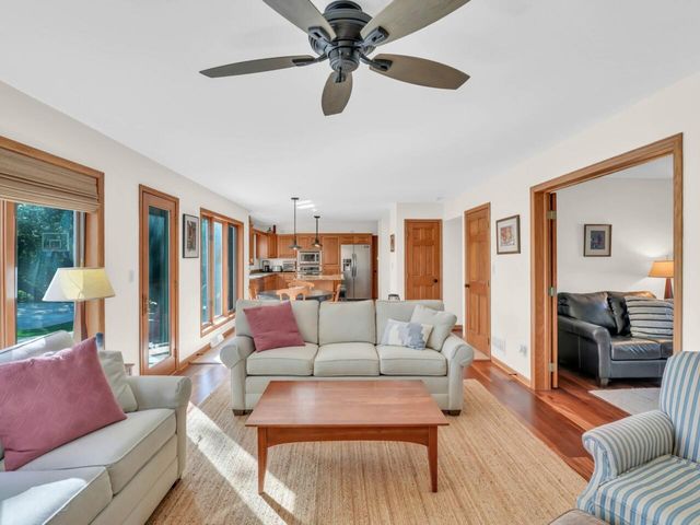 3703 Canada Goose CROSSING, Racine, WI 53403