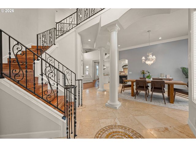 1695 CANOE RIDGE Way, Eugene, OR 97408