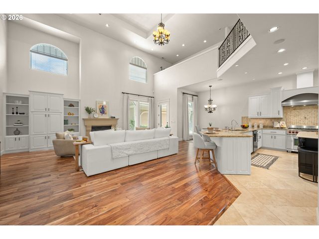 1695 CANOE RIDGE Way, Eugene, OR 97408