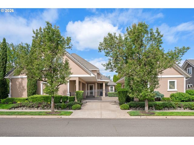 1695 CANOE RIDGE Way, Eugene, OR 97408