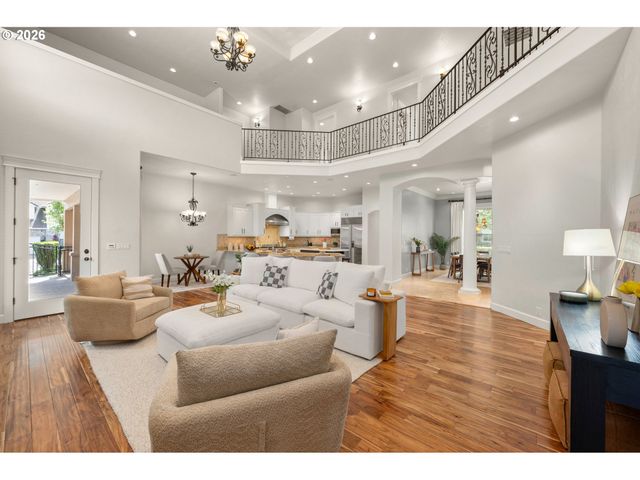 1695 CANOE RIDGE Way, Eugene, OR 97408