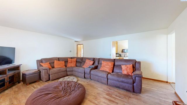 1310 NW Haven Circle, Pullman, WA 99163