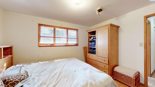 1310 NW Haven Circle, Pullman, WA 99163