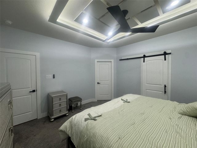 317 Lakeview Drive, Alvarado, TX 76009